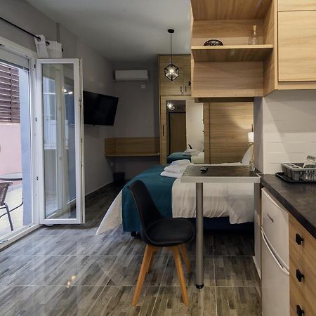 Апартаменты Athens Chic House Номер фото